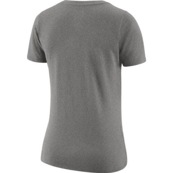 Women’s Los Angeles Lakers t shirt - Picture 2 of 4